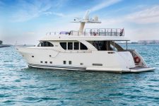 80ft Luxury Yacht Rental in Dubai